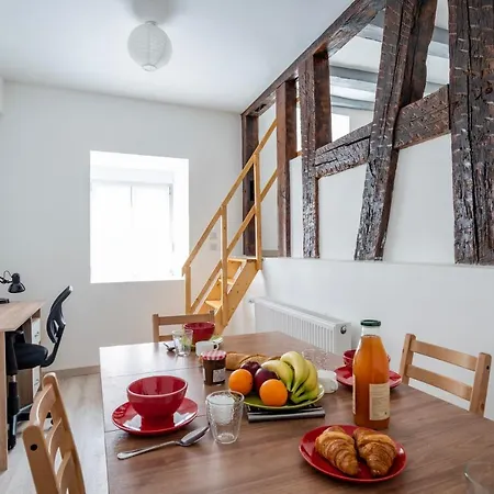 Le Pied A Terre - Terrasse Privative , Pres Abbaye Апартаменты *